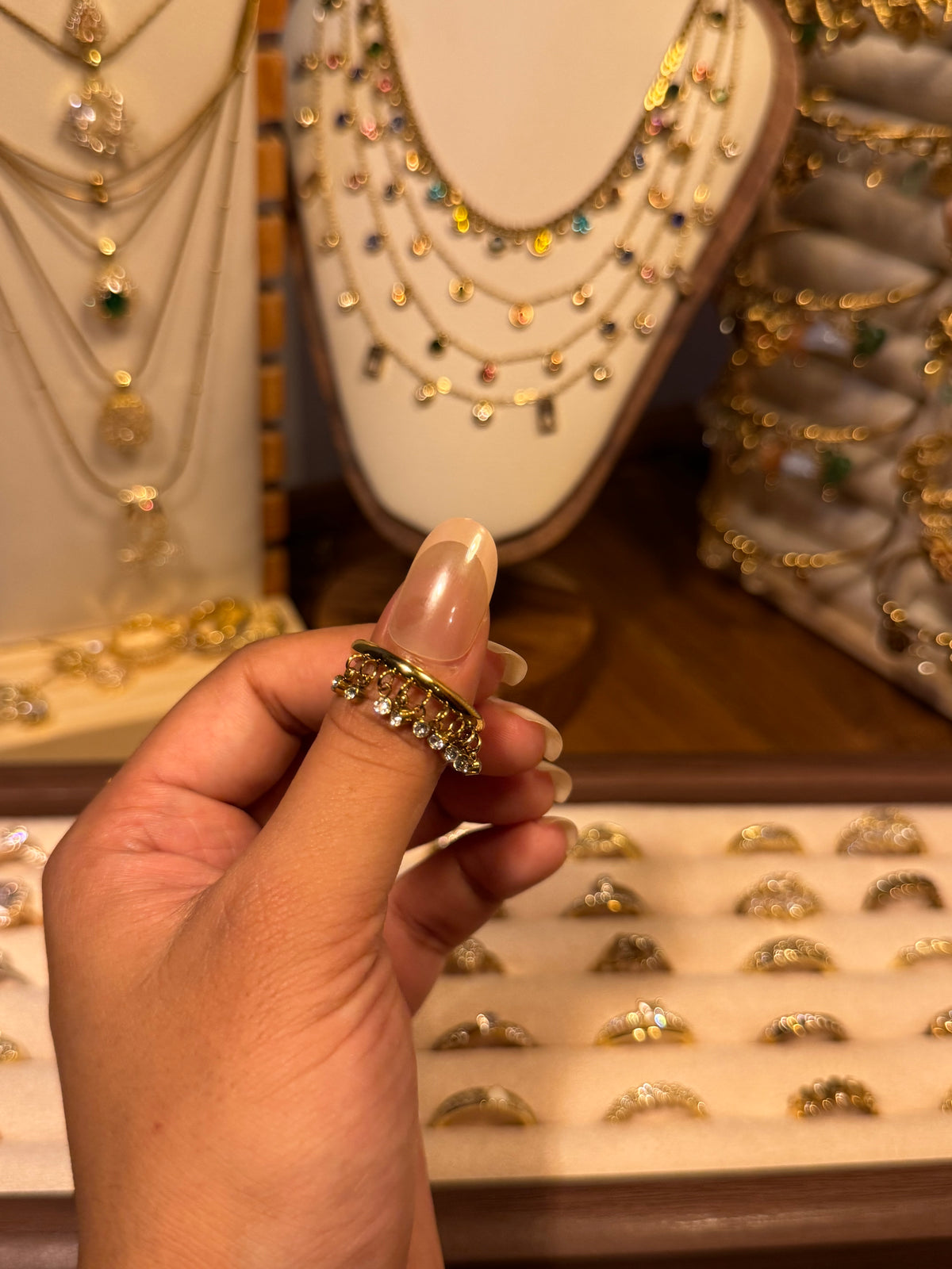 CHARM RING